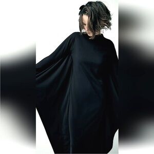 Zara Black Long sleeve Elegant Black Batwing Cape Dress M NWT